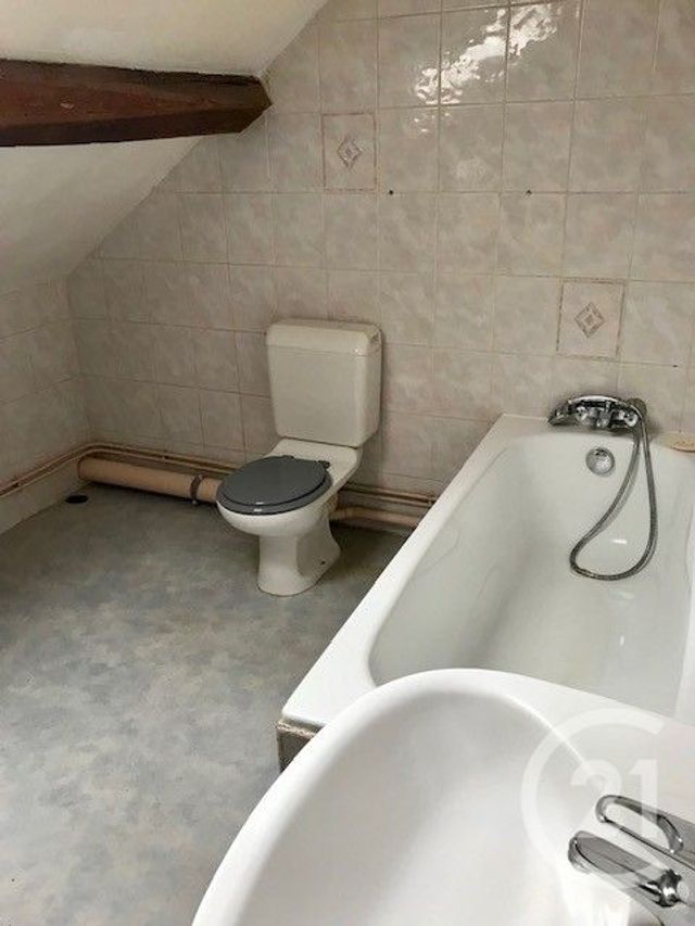 maison à vendre - 5 pièces - 88.17 m2 - SANCOINS - 18 - CENTRE - Century 21 Confluences