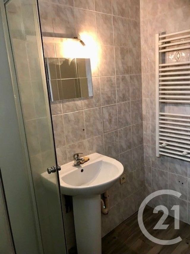 maison à vendre - 5 pièces - 88.17 m2 - SANCOINS - 18 - CENTRE - Century 21 Confluences