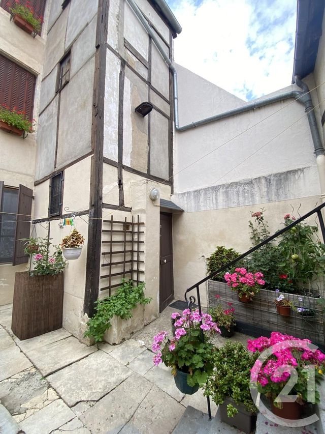 maison à vendre - 6 pièces - 172.0 m2 - ST PIERRE LE MOUTIER - 58 - BOURGOGNE - Century 21 Confluences