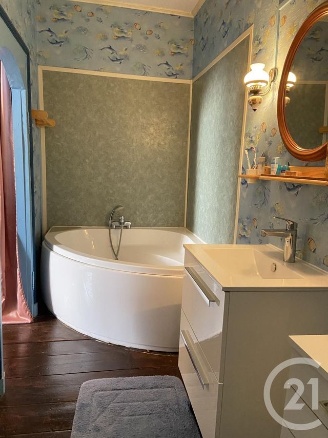 maison à vendre - 6 pièces - 172.0 m2 - ST PIERRE LE MOUTIER - 58 - BOURGOGNE - Century 21 Confluences