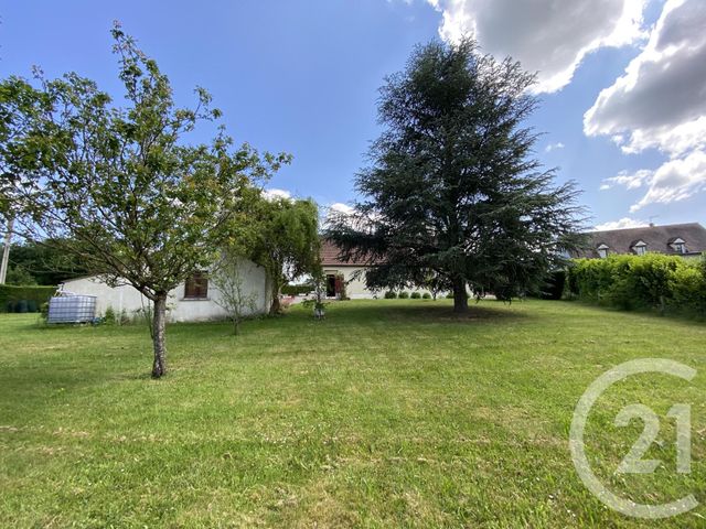 maison à vendre - 5 pièces - 148.0 m2 - LA GUERCHE SUR L AUBOIS - 18 - CENTRE - Century 21 Confluences