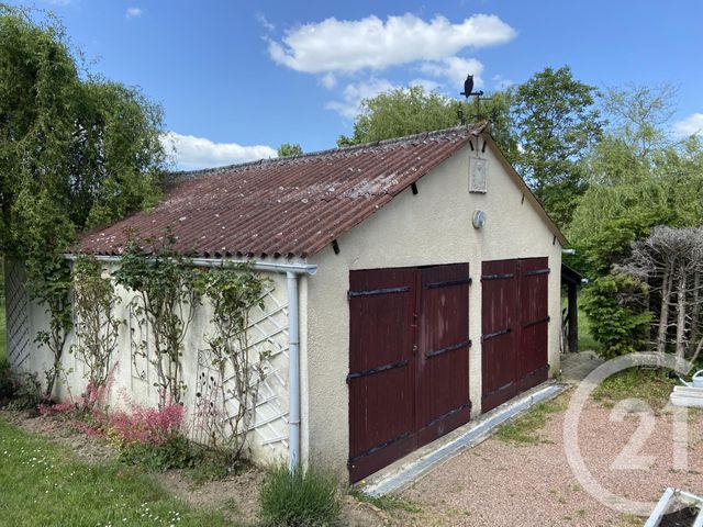 maison à vendre - 5 pièces - 148.0 m2 - LA GUERCHE SUR L AUBOIS - 18 - CENTRE - Century 21 Confluences