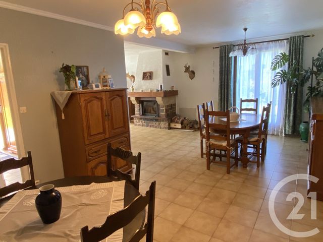 maison à vendre - 5 pièces - 148.0 m2 - LA GUERCHE SUR L AUBOIS - 18 - CENTRE - Century 21 Confluences