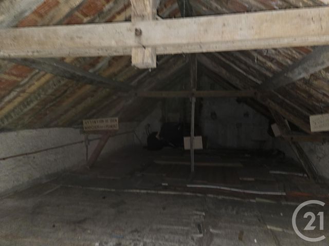 maison à vendre - 3 pièces - 53.0 m2 - ST PIERRE LE MOUTIER - 58 - BOURGOGNE - Century 21 Confluences