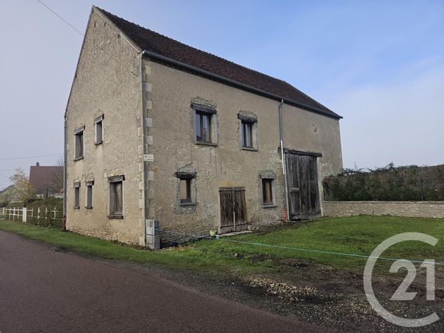 maison à vendre - 4 pièces - 110.0 m2 - ST PIERRE LE MOUTIER - 58 - BOURGOGNE - Century 21 Confluences