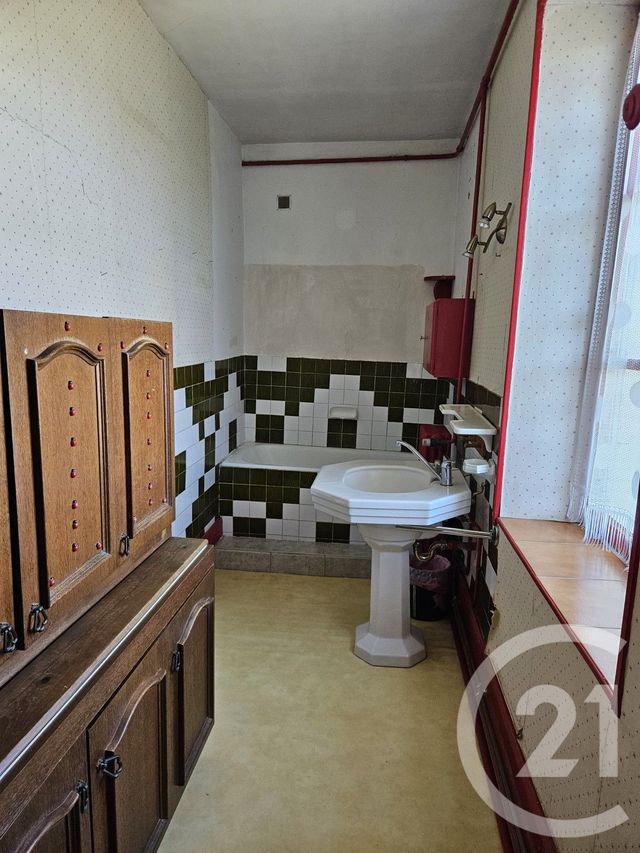 maison à vendre - 5 pièces - 103.0 m2 - ST PIERRE LE MOUTIER - 58 - BOURGOGNE - Century 21 Confluences