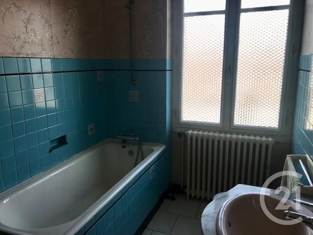 maison à vendre - 5 pièces - 115.74 m2 - SANCOINS - 18 - CENTRE - Century 21 Confluences