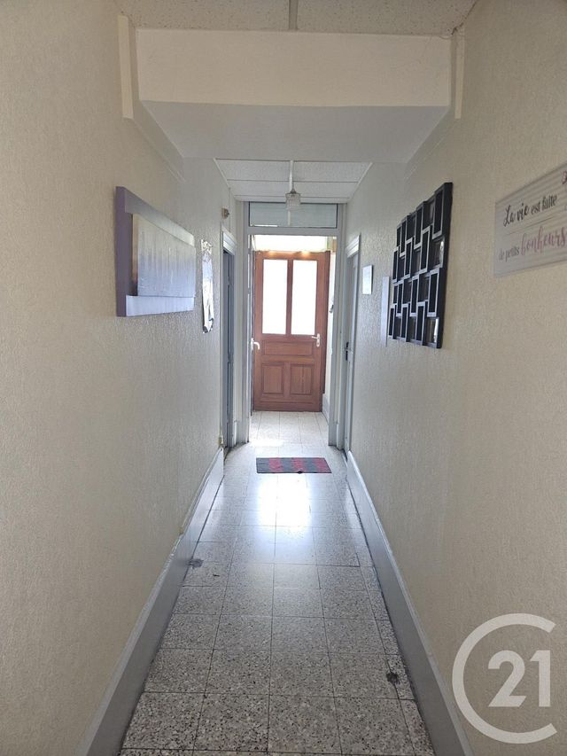 maison à vendre - 6 pièces - 170.0 m2 - ST PIERRE LE MOUTIER - 58 - BOURGOGNE - Century 21 Confluences