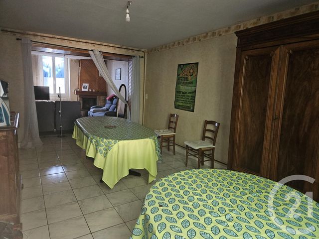 maison à vendre - 6 pièces - 170.0 m2 - ST PIERRE LE MOUTIER - 58 - BOURGOGNE - Century 21 Confluences