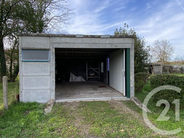 maison à vendre - 8 pièces - 145.0 m2 - LA GUERCHE SUR L AUBOIS - 18 - CENTRE - Century 21 Confluences