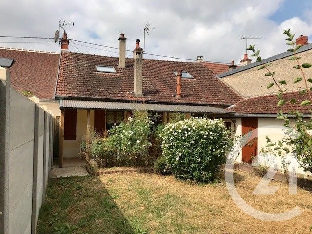 maison à vendre - 5 pièces - 154.49 m2 - SANCOINS - 18 - CENTRE - Century 21 Confluences