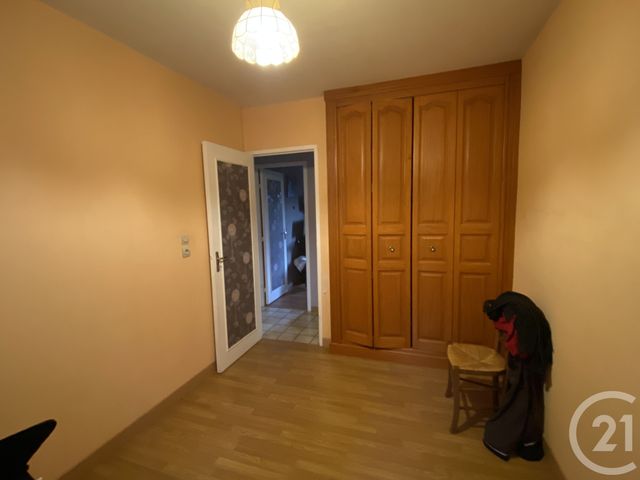 maison à vendre - 7 pièces - 94.0 m2 - LA GUERCHE SUR L AUBOIS - 18 - CENTRE - Century 21 Confluences