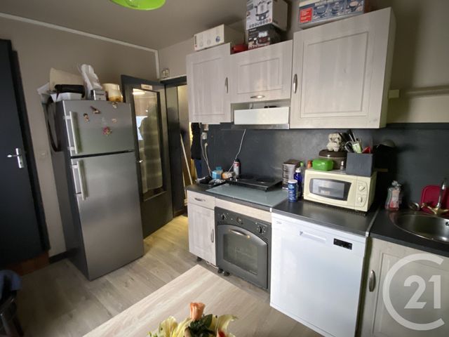 maison à vendre - 7 pièces - 94.0 m2 - LA GUERCHE SUR L AUBOIS - 18 - CENTRE - Century 21 Confluences