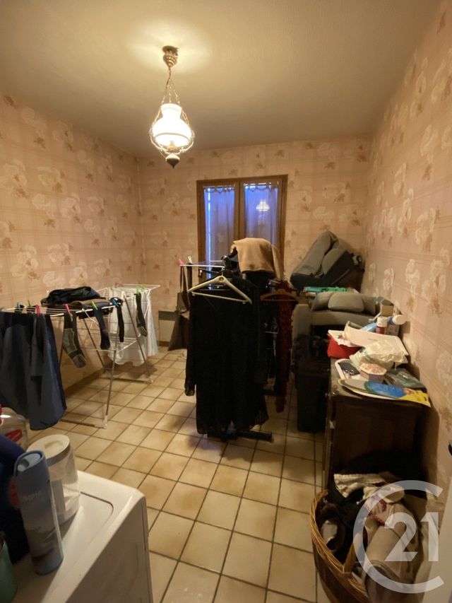 maison à vendre - 7 pièces - 94.0 m2 - LA GUERCHE SUR L AUBOIS - 18 - CENTRE - Century 21 Confluences