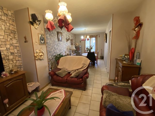 maison à vendre - 7 pièces - 94.0 m2 - LA GUERCHE SUR L AUBOIS - 18 - CENTRE - Century 21 Confluences