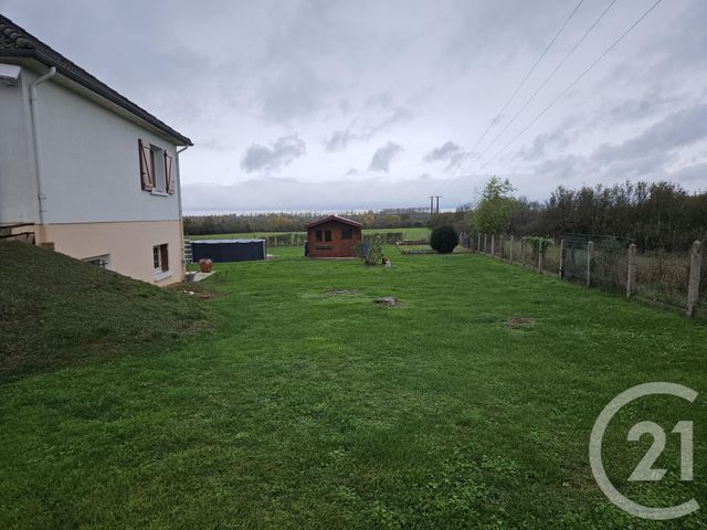 maison à vendre - 7 pièces - 165.0 m2 - ST PIERRE LE MOUTIER - 58 - BOURGOGNE - Century 21 Confluences