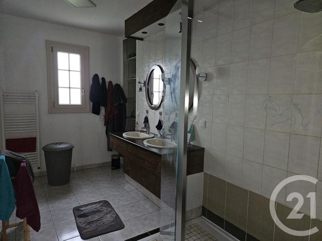 maison à vendre - 7 pièces - 165.0 m2 - ST PIERRE LE MOUTIER - 58 - BOURGOGNE - Century 21 Confluences