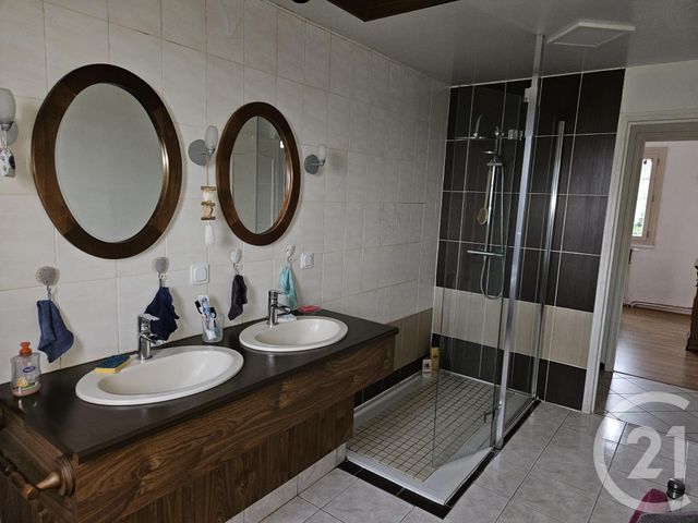 maison à vendre - 7 pièces - 165.0 m2 - ST PIERRE LE MOUTIER - 58 - BOURGOGNE - Century 21 Confluences