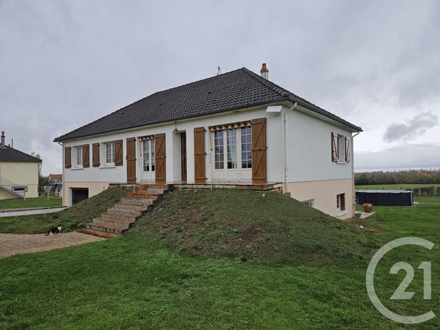 maison à vendre - 7 pièces - 165.0 m2 - ST PIERRE LE MOUTIER - 58 - BOURGOGNE - Century 21 Confluences