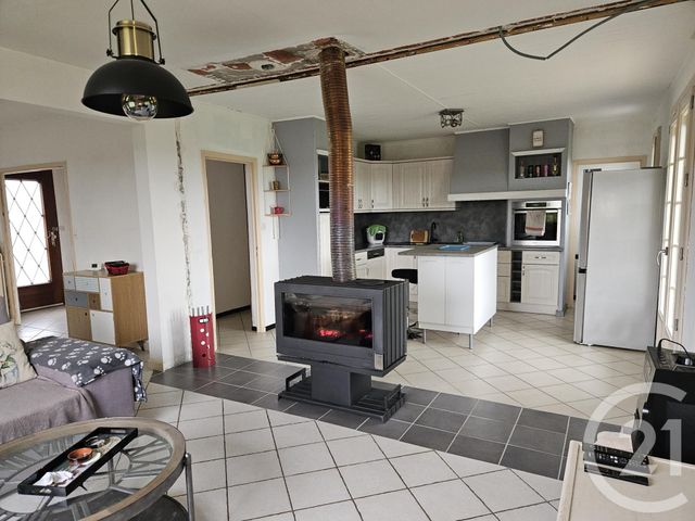 maison à vendre - 7 pièces - 165.0 m2 - ST PIERRE LE MOUTIER - 58 - BOURGOGNE - Century 21 Confluences