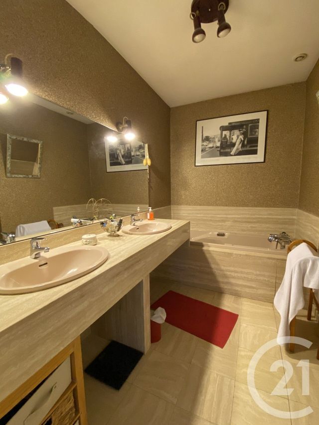 maison à vendre - 5 pièces - 206.0 m2 - MAGNY COURS - 58 - BOURGOGNE - Century 21 Confluences