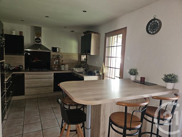 maison à vendre - 6 pièces - 140.0 m2 - ST PIERRE LE MOUTIER - 58 - BOURGOGNE - Century 21 Confluences