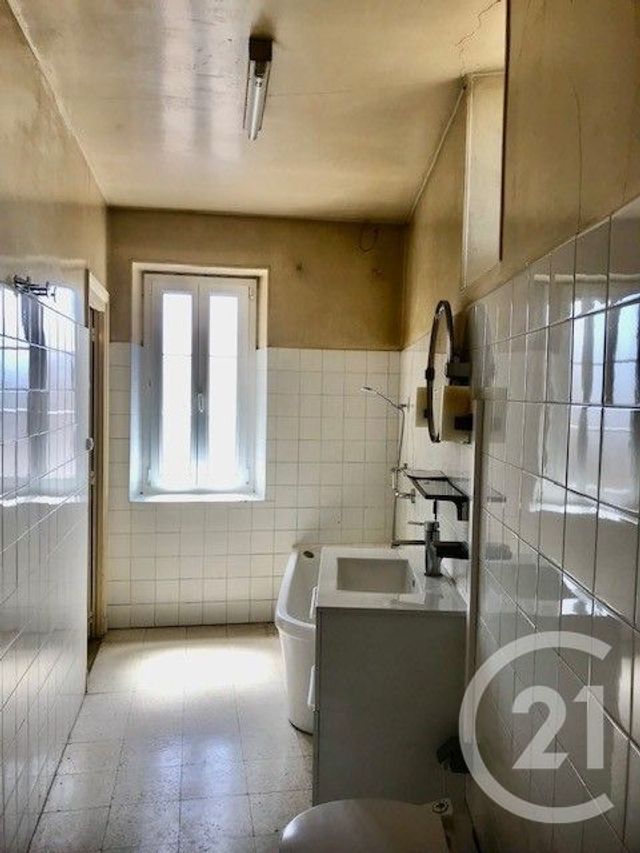 maison à vendre - 11 pièces - 233.23 m2 - BLET - 18 - CENTRE - Century 21 Confluences