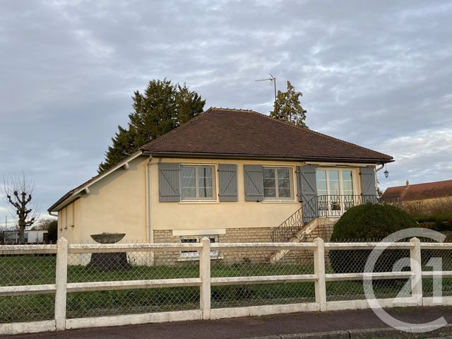 Maison à vendre ST PARIZE LE CHATEL