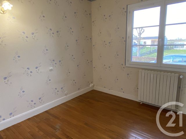 maison à vendre - 4 pièces - 72.0 m2 - ST PARIZE LE CHATEL - 58 - BOURGOGNE - Century 21 Confluences