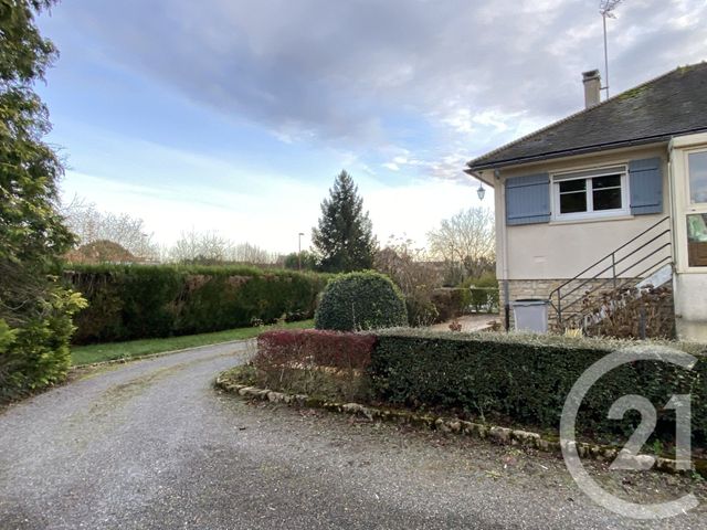 maison à vendre - 4 pièces - 72.0 m2 - ST PARIZE LE CHATEL - 58 - BOURGOGNE - Century 21 Confluences