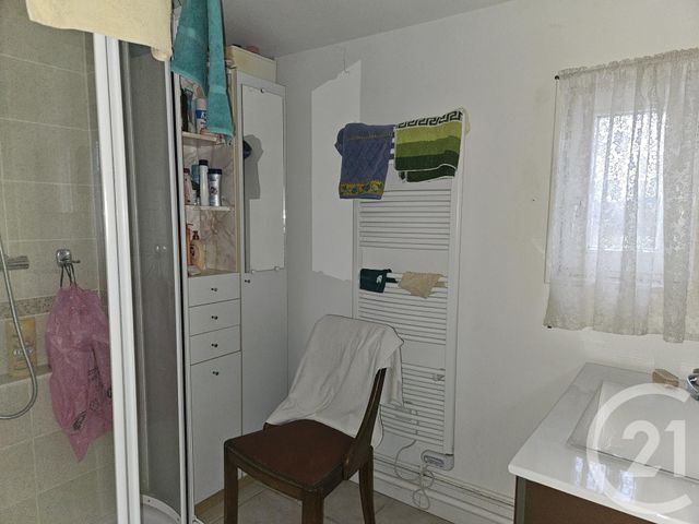 maison à vendre - 4 pièces - 82.0 m2 - ST PIERRE LE MOUTIER - 58 - BOURGOGNE - Century 21 Confluences