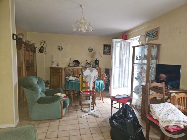 maison à vendre - 4 pièces - 82.0 m2 - ST PIERRE LE MOUTIER - 58 - BOURGOGNE - Century 21 Confluences