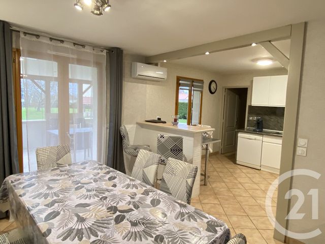 maison à vendre - 5 pièces - 102.0 m2 - LA GUERCHE SUR L AUBOIS - 18 - CENTRE - Century 21 Confluences