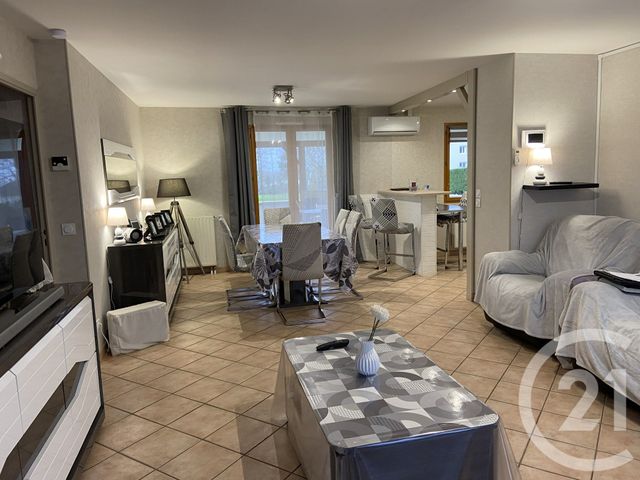 maison à vendre - 5 pièces - 102.0 m2 - LA GUERCHE SUR L AUBOIS - 18 - CENTRE - Century 21 Confluences