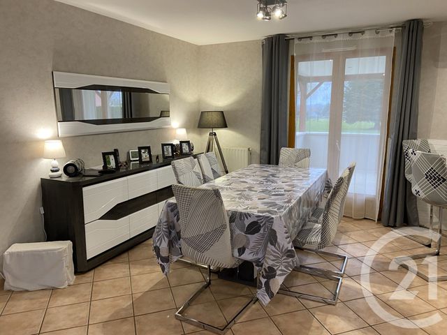 maison à vendre - 5 pièces - 102.0 m2 - LA GUERCHE SUR L AUBOIS - 18 - CENTRE - Century 21 Confluences