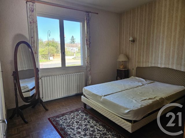 maison à vendre - 3 pièces - 95.0 m2 - ST PIERRE LE MOUTIER - 58 - BOURGOGNE - Century 21 Confluences