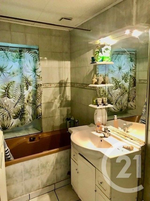 maison à vendre - 2 pièces - 81.36 m2 - CHARLY - 18 - CENTRE - Century 21 Confluences