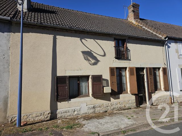 maison à vendre - 4 pièces - 103.0 m2 - ST PIERRE LE MOUTIER - 58 - BOURGOGNE - Century 21 Confluences