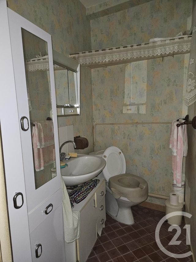 maison à vendre - 4 pièces - 103.0 m2 - ST PIERRE LE MOUTIER - 58 - BOURGOGNE - Century 21 Confluences