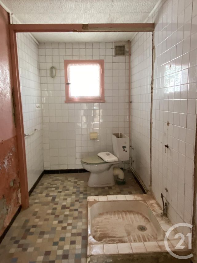 maison à vendre - 6 pièces - 148.0 m2 - ST PARIZE LE CHATEL - 58 - BOURGOGNE - Century 21 Confluences