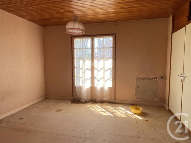 maison à vendre - 6 pièces - 148.0 m2 - ST PARIZE LE CHATEL - 58 - BOURGOGNE - Century 21 Confluences