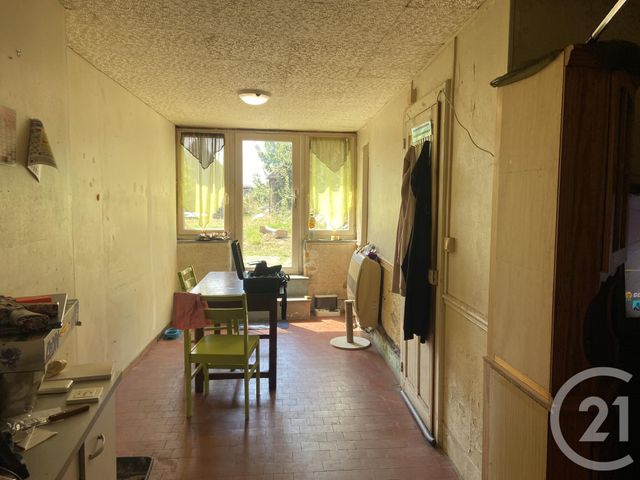maison à vendre - 2 pièces - 46.0 m2 - ST PIERRE LE MOUTIER - 58 - BOURGOGNE - Century 21 Confluences