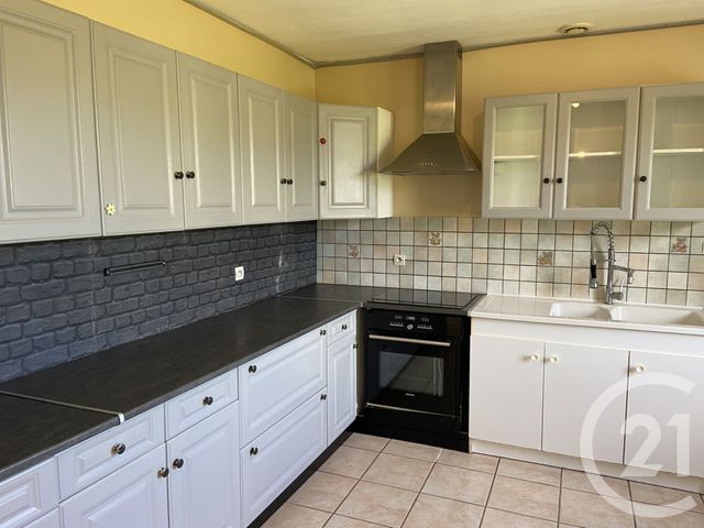 maison à vendre - 4 pièces - 90.0 m2 - LA GUERCHE SUR L AUBOIS - 18 - CENTRE - Century 21 Confluences