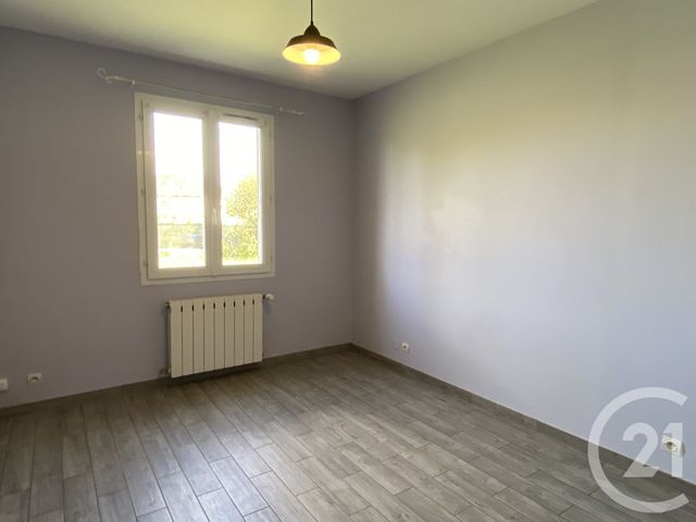 maison à vendre - 4 pièces - 90.0 m2 - LA GUERCHE SUR L AUBOIS - 18 - CENTRE - Century 21 Confluences