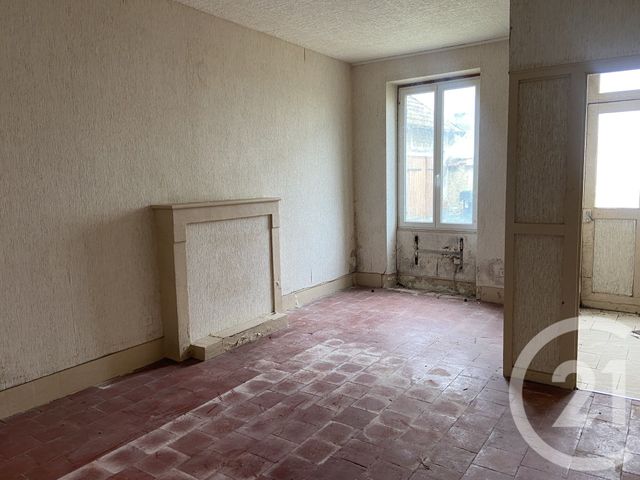 maison à vendre - 8 pièces - 176.0 m2 - LA GUERCHE SUR L AUBOIS - 18 - CENTRE - Century 21 Confluences
