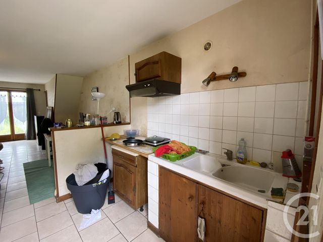 maison à vendre - 8 pièces - 176.0 m2 - LA GUERCHE SUR L AUBOIS - 18 - CENTRE - Century 21 Confluences