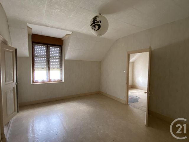 maison à vendre - 8 pièces - 176.0 m2 - LA GUERCHE SUR L AUBOIS - 18 - CENTRE - Century 21 Confluences
