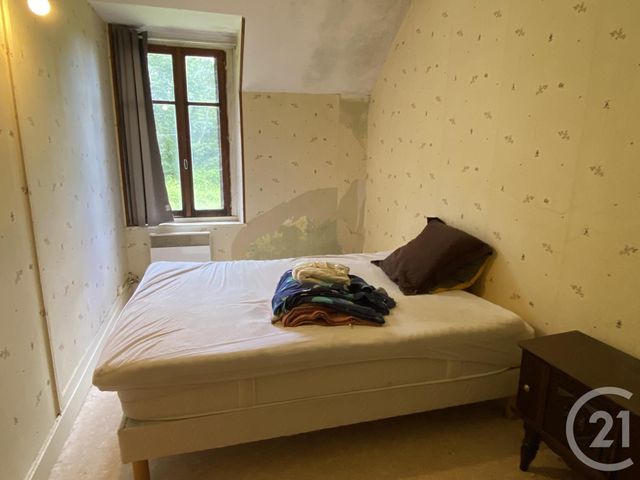 maison à vendre - 8 pièces - 176.0 m2 - LA GUERCHE SUR L AUBOIS - 18 - CENTRE - Century 21 Confluences