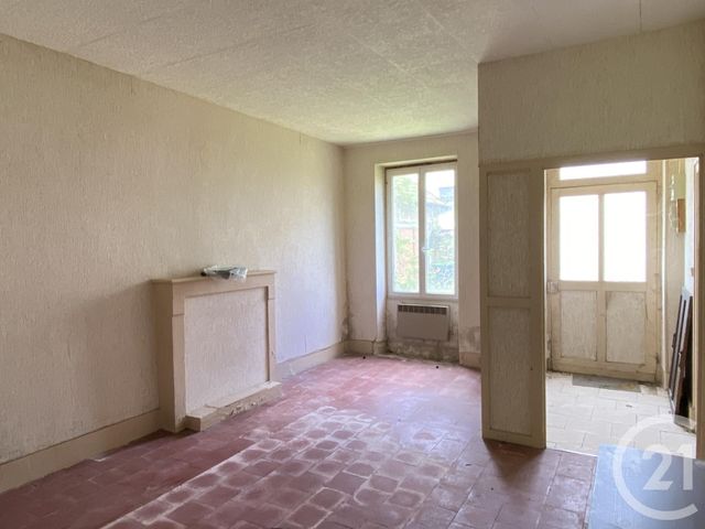 maison à vendre - 8 pièces - 176.0 m2 - LA GUERCHE SUR L AUBOIS - 18 - CENTRE - Century 21 Confluences