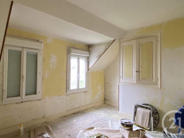 maison à vendre - 8 pièces - 176.0 m2 - LA GUERCHE SUR L AUBOIS - 18 - CENTRE - Century 21 Confluences